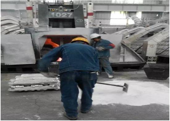 加強(qiáng)法治觀念、保障安全生產(chǎn)  嚴(yán)抓細(xì)管助推電解鋁安全生產(chǎn)新局面