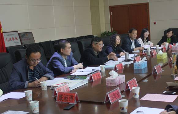 協(xié)調(diào)對接，有序推進(jìn)保稅物流中心項(xiàng)目建設(shè)